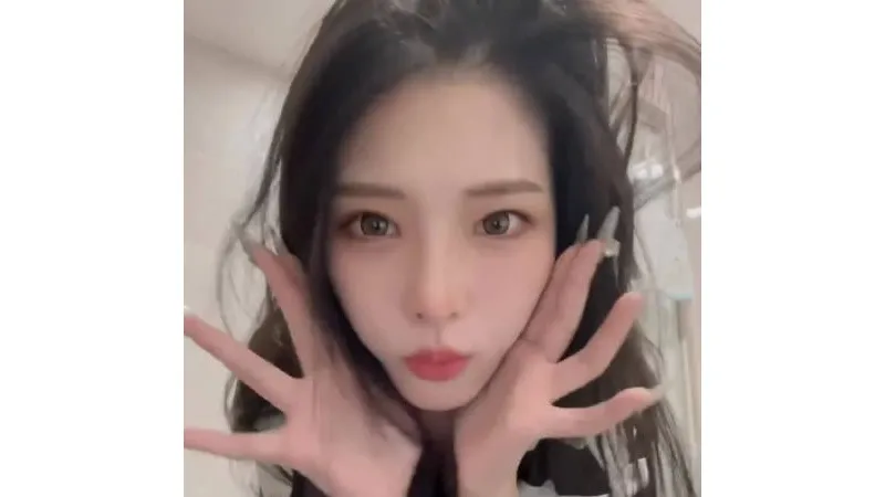 可愛活潑的美女被幹到失聲 Looks