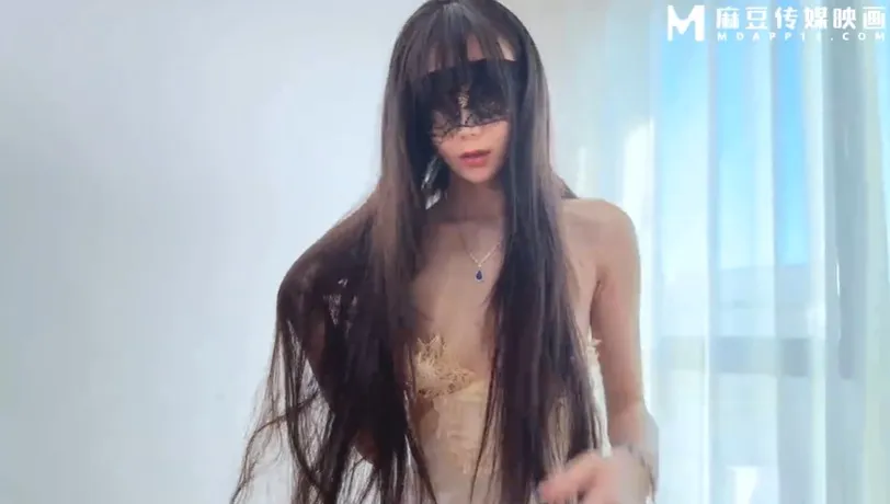 猥瑣導演奸淫女演員 魅狐姐姐