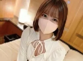 FC2PPV-4145153 現役模特兒級美女