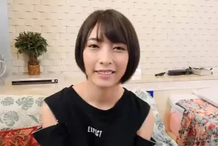 FC2PPV-1187710 22歲的地下偶像雷尼卡正統的美少女