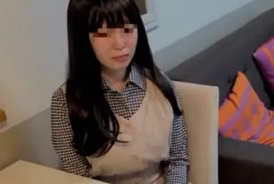 FC2PPV-3237348 除了老公之外沒有和別人有過經驗的H罩杯人妻