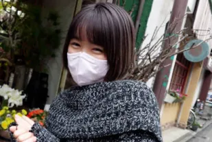 FC2PPV-3297626 可愛甜美的短髮女大學生