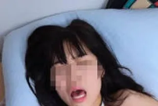 FC2PPV-4668314 黑髮素顏