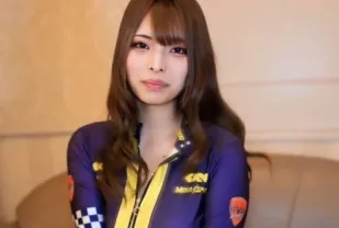 FC2PPV-4618953 一位擁有G罩杯巨乳的賽車皇后