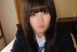 FC2PPV-4699937 有故事的E罩杯美巨乳從關西上京的名校清純女