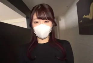 FC2PPV-4826869 超級可愛漂亮的OL