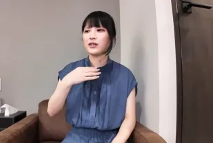 FC2PPV-4740301 有男友的女孩盛夏酒店密會