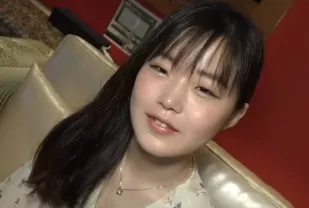 FC2PPV-3684516 社會經驗少的年輕金秀梅被盡情玩弄並中出