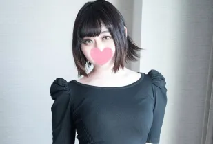 FC2PPV-2937177 擁有緊實巨臀的絕色美女