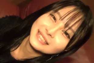FC2PPV-4825193 來自赤坂的黑髮女僕