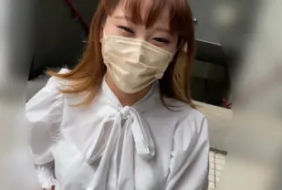FC2PPV-3626707 和從鄉下坐新幹線過來的女孩在遊戲廳約會