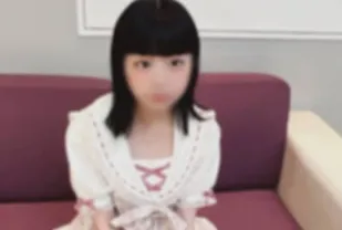 FC2PPV-4654409 偶像般的白色透明身體