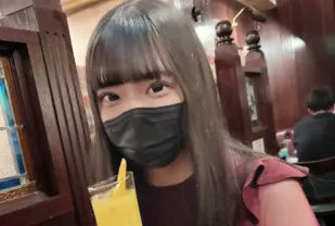 FC2PPV-3174456 擁有超級豐滿小穴的幼兒園老師