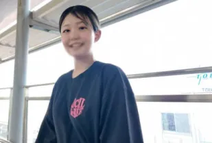 FC2PPV-4757902 害羞的女大學生缺錢申請寫真拍攝巨大的黑色魯蛇和巨大的中出