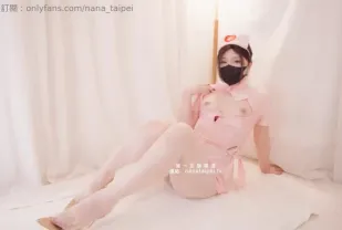 沉浸式體驗晚上想不想來點新鮮刺激讓專業護士姐姐為你獻上最貼心的私密保養