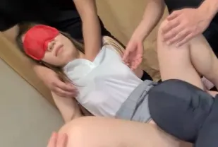 FC2PPV-2662820 當我遇到一個在學生時代很受男生歡迎的女孩時