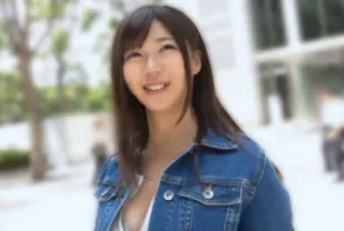 FC2PPV-4810633 胸部豐滿的美女