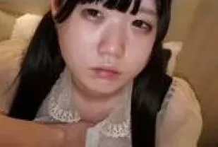 FC2PPV-4680583 可愛的女孩