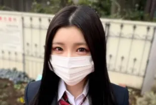 FC2PPV-4652724 女孩乞求被中出