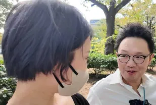 FC2PPV-4592338 在男友面前進行激烈性愛