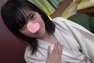 FC2PPV-2799211 擁有黑髮美胸的單純少女