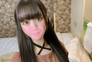 FC2PPV-3153387 有著大眼睛和動漫腔的女大學生