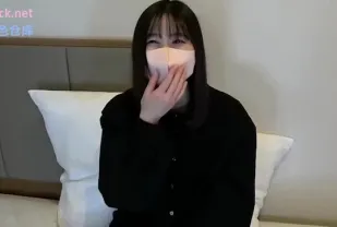 FC2PPV-4863906 身材白皙性感胸部豐滿的素人