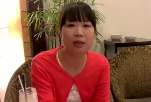 FC2PPV-1151816 職業女士伊藤和幾乎要買房地產所以假裝有興