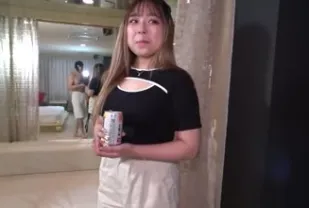 FC2PPV-3204671 車內課外輔導班半年後鮮粉F杯巨乳娜娜和短暫的新婚蜜月
