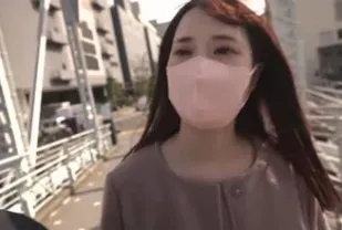 FC2PPV-3246909 強行將內射塞進這個女人的體內