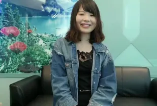 FC2PPV-1189873 19歳学生女性交経験2回度目SEX撮絶頂膣內射精個人撮影