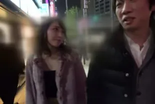 FC2PPV-4746392 在夜店遇到的漂亮女孩