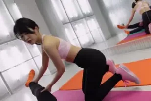 FC2PPV-4754045 敏感的酥脆乳頭