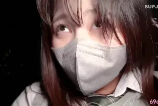 FC2PPV-4582966 十八歲色白白皙舞隊隊長首演狂插