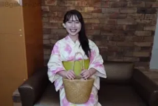 FC2PPV-4520386 美人醫學生愛情酒店初生性交體驗