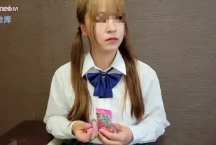 FC2PPV-3835963 雙馬尾混血少女酒店隱拍高潮痙攣
