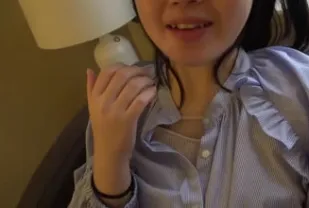 FC2PPV-4544114 光天化日享樂不倫的保育士人妻