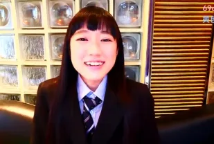 FC2PPV-4624343 嬌弱被徹底征服慘遭內射