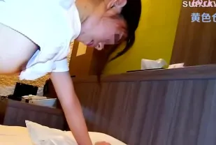 FC2PPV-4676297 擁有男友的頂級教練被種馬征服