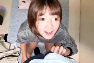 FC2PPV-4724489 軟柿子新婚少婦連射三人混戰淪陷