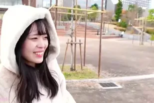FC2PPV-4916525 帶一個平凡的女人去一家非常豪華的高檔酒店