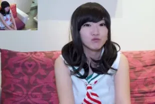 FC2PPV-4533484 首次多人性愛4P2中出1臉射