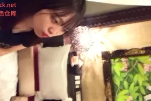 FC2PPV-4552177 高顏值熟女重逢被捉禁錮射爆