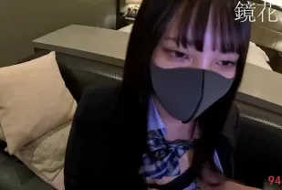 FC2PPV-3138216 黑髮爆乳美少女首演高潮痙攣