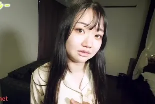 FC2PPV-3961013 睡衣誘惑小胸美眉狂噴不止