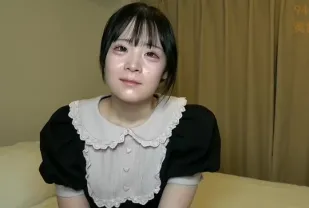 FC2PPV-4968311 十九歲兼職美女光天化日中出兩射