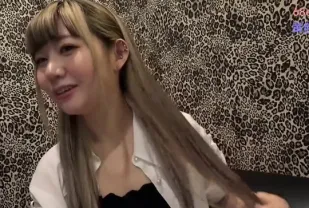 FC2PPV-4820639 女神好友挑逗連射痙攣不止