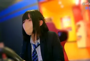 FC2PPV-4660514 十八歲嚴苛少女遭玩弄高潮不斷