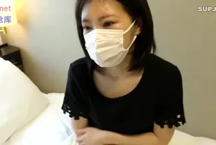 FC2PPV-4145923 小氣奧婦表面正經實則貪慾淪陷