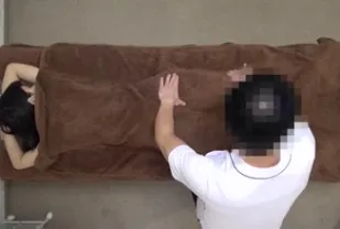 FC2PPV-4482960 超好身材看起來酷苗條美女因色情按摩淫慾全開